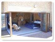 Eurofold deur sisteem by private woning in Mosselbaai